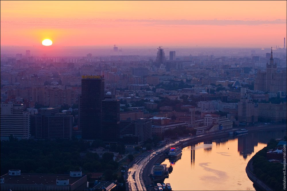 Фото рассвета в москве