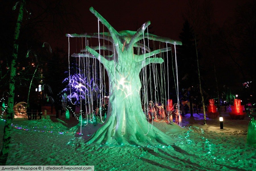 парк вднх ледяные скульптуры. вднх ледяные. вднх ледяные. вднх 2023 новый. ледяные скульптуры в москве.