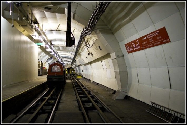 Почтовое метро. Почтовое метро в лондоне. мне пожалуйста метро почтовая картинка.
