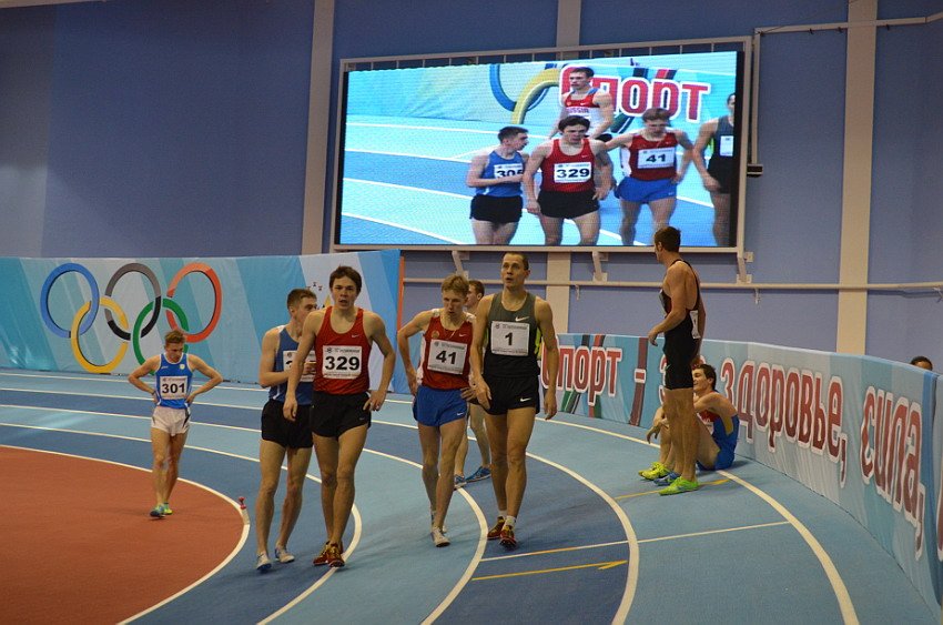 Легкоатлетический манеж чебоксары в новочебоксарске. Новочебоксарск спорткомплекс манеж. Легкая атлетика манеж новочебоксарск. Манеж новочебоксарск. Легкая атлетика манеж новочебоксарск.